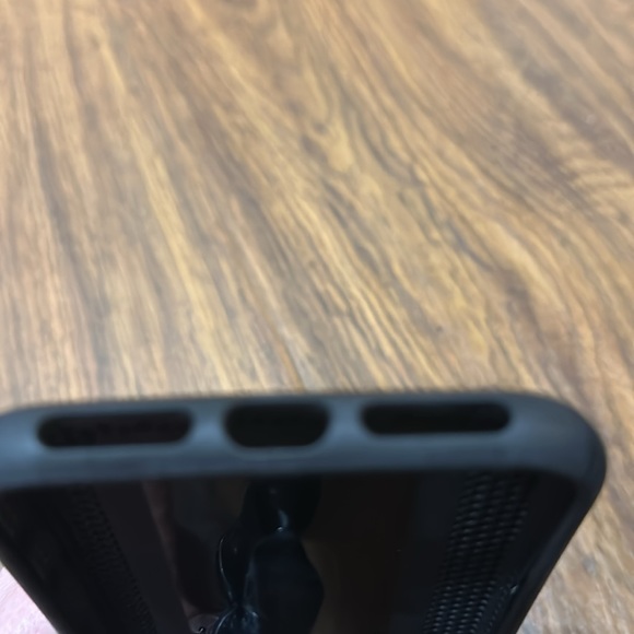 3 Loopy phone cases for iPhone XS Max - Picture 10 of 16